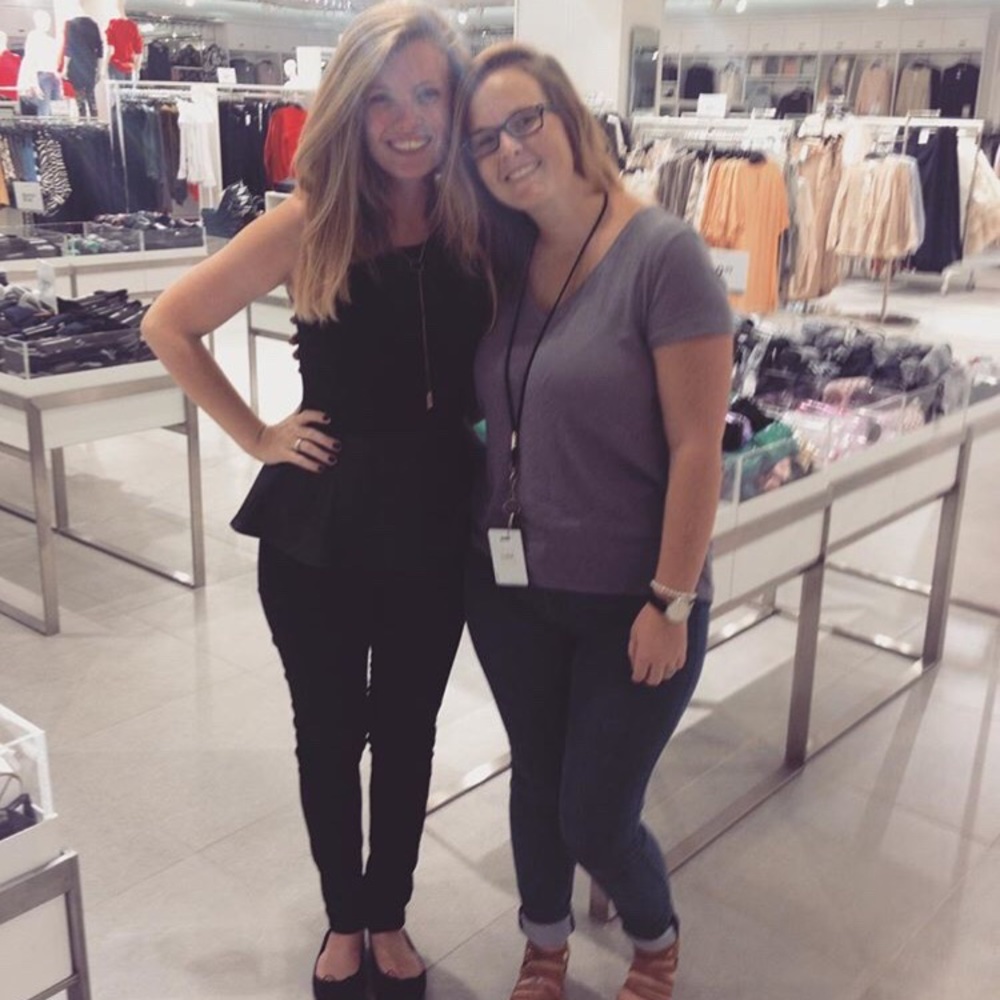 Meet your Posher, Brittney